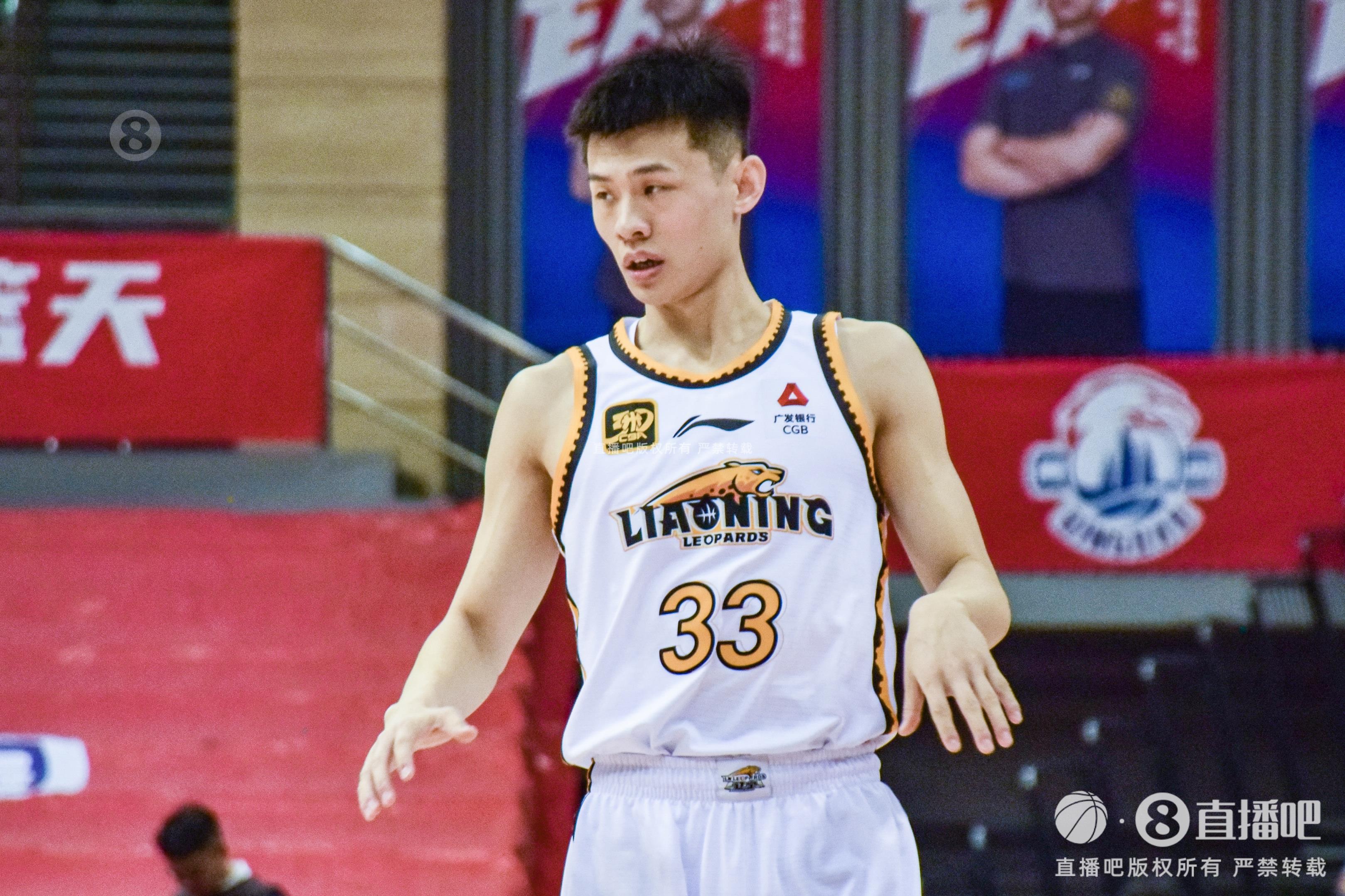 盡力了！王嵐嵚末節(jié)2記三分 全場18分鐘4中3拿到10分